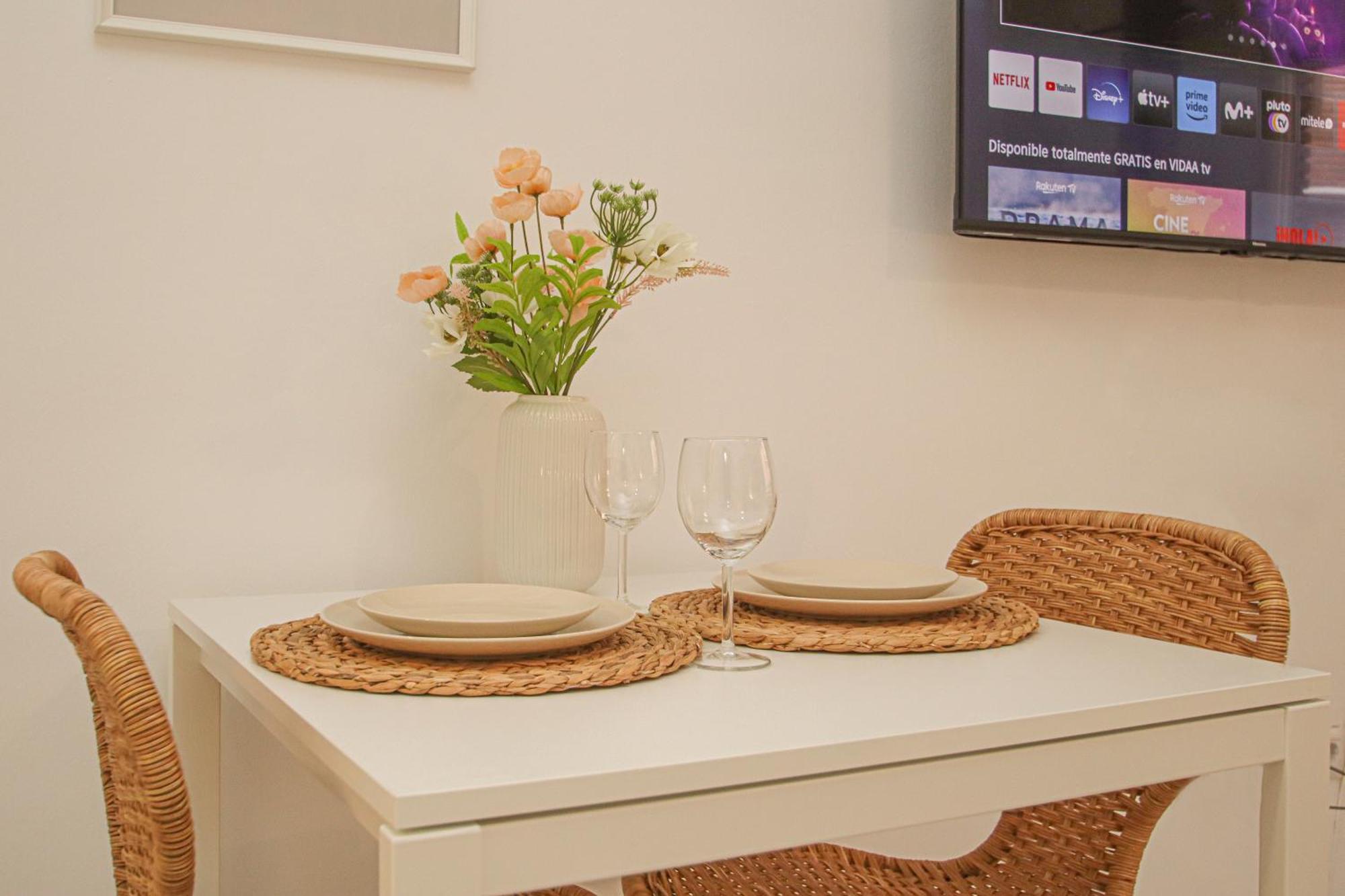 Wonderful Studio 15M Walk To Giralda And Feria Sevilha Exterior foto